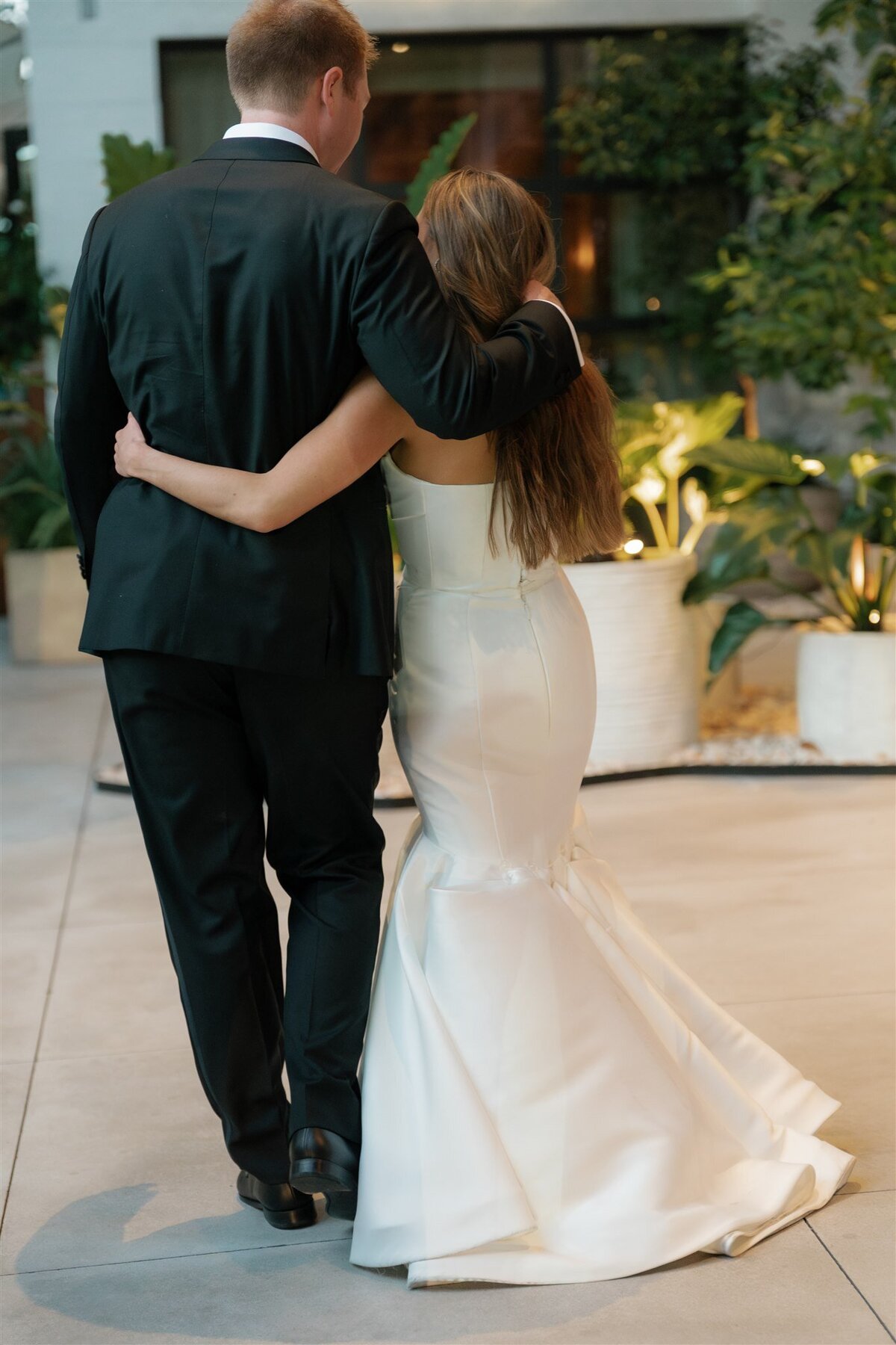 JESSICA RIEKE PHOTOGRAPHY - OLIVIA AND DJ WEDDING - FIRST LOOK AND PORTRAITS-152