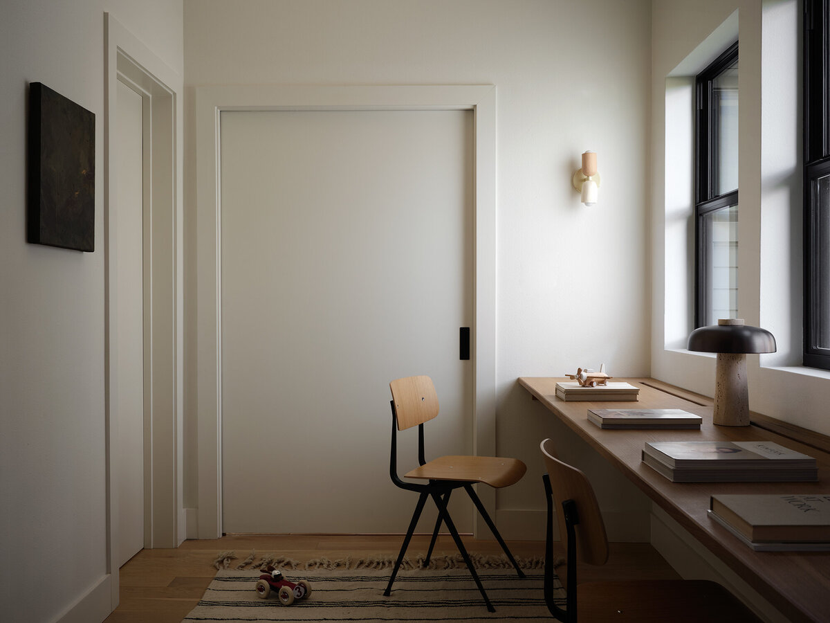 kids-study-desk-schoolhouse-chair-menu-minimal-austin-interior-home-house-franc