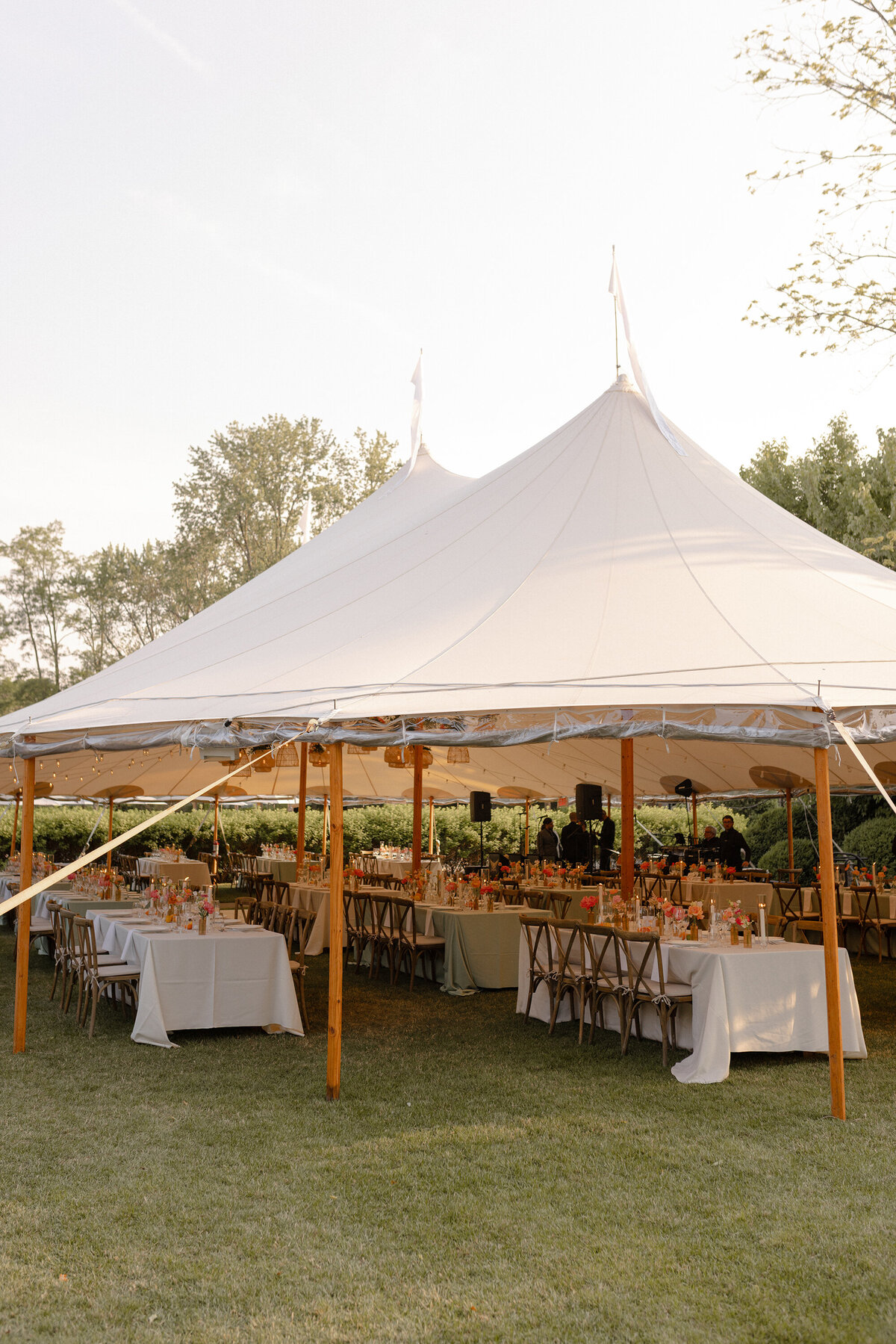 KateEdwardsWeddings_Lisa&Jacob_ValleyRockInn-141