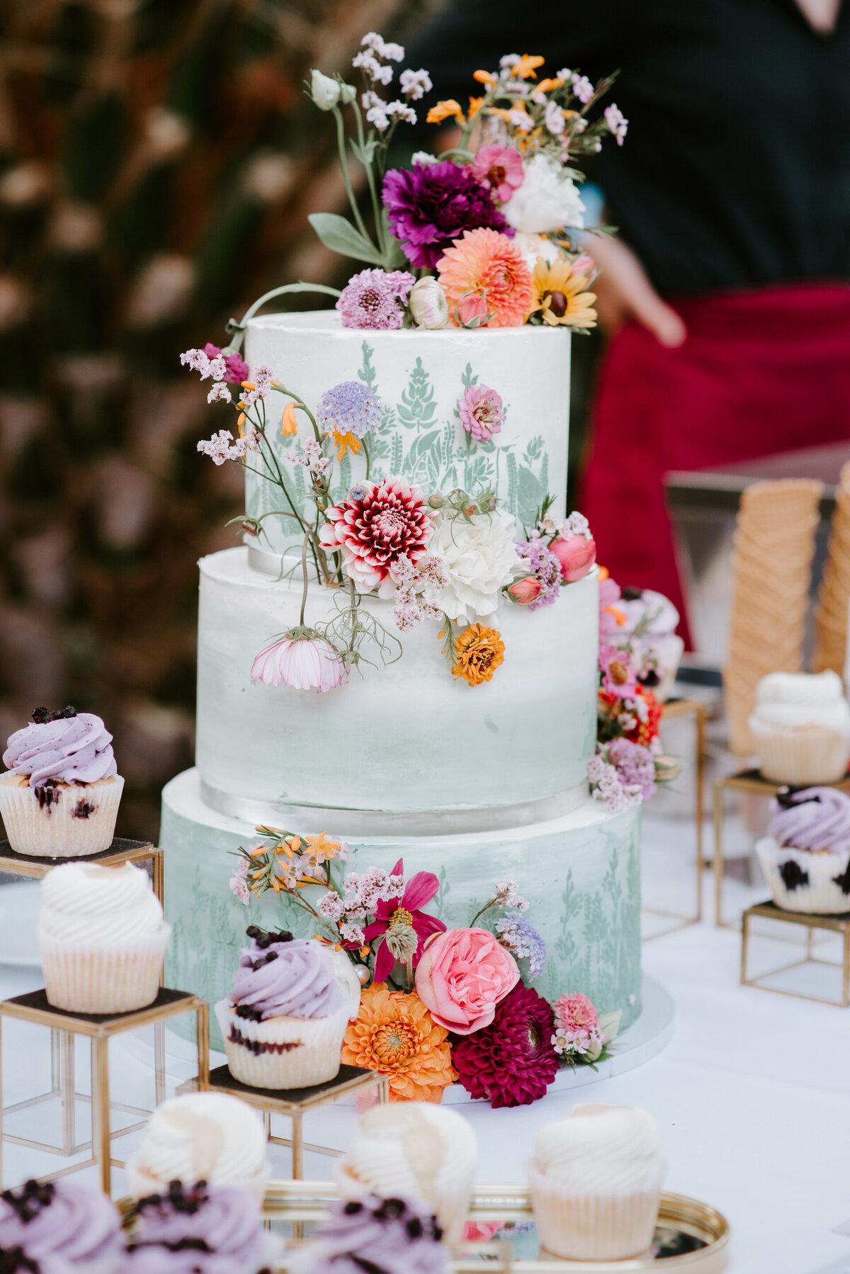 2025 Dannys Zuckerwerke Hochzeitsfotos Hochzeitstorte Hochzeitsfotograf Blumenhalle Jülich Lichtsammlerin Sarah Thelen Fotobox Aachen Köln Düsseldorf.jpg00002