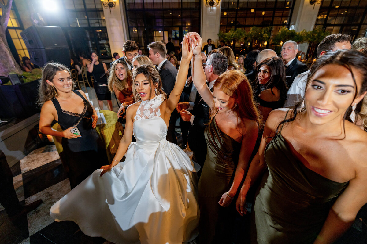 NeriPhoto-jake-chelios-wedding-exchange--142