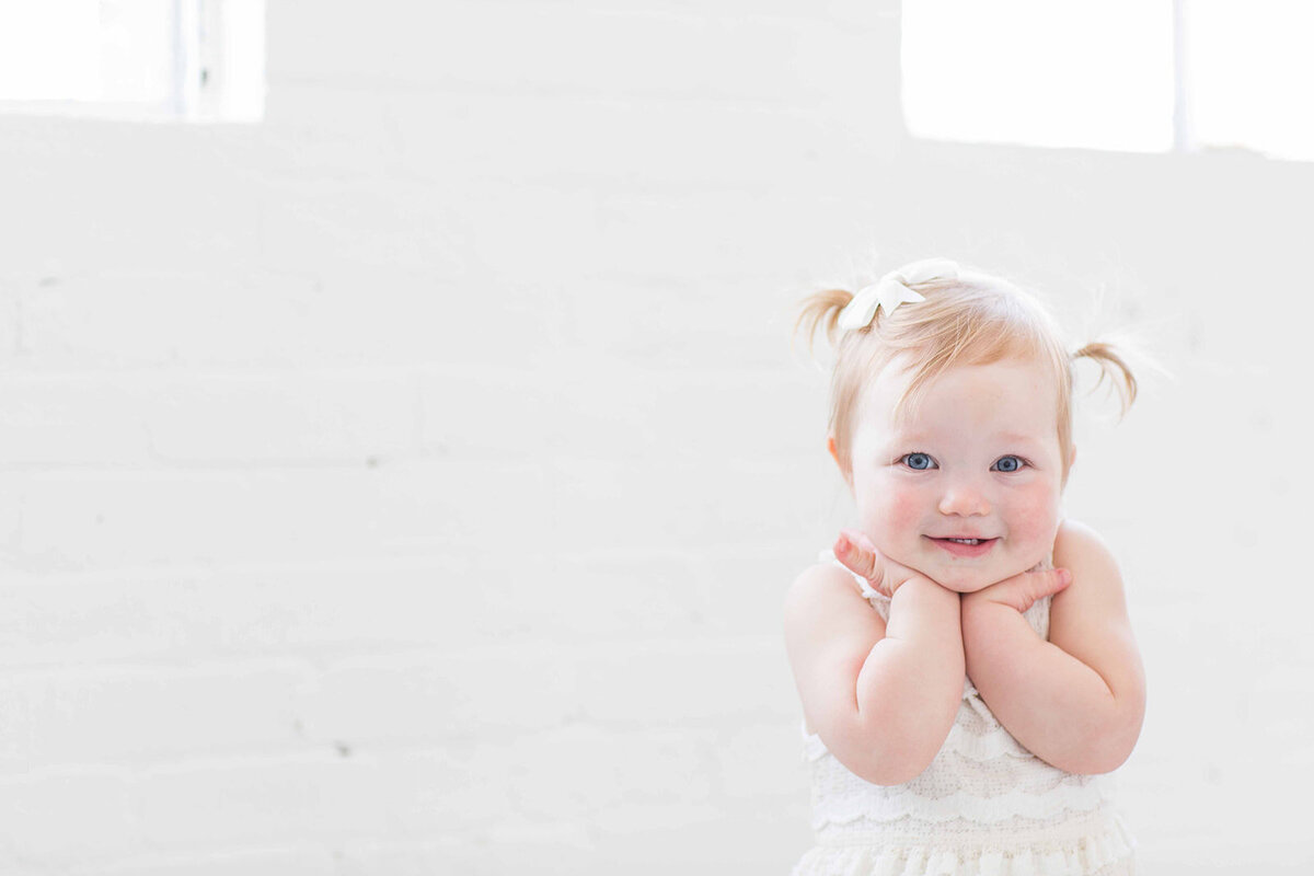Toddler-Photoshoot-Stella-Blue-Photography-Avon-Simsbury-Connecticut