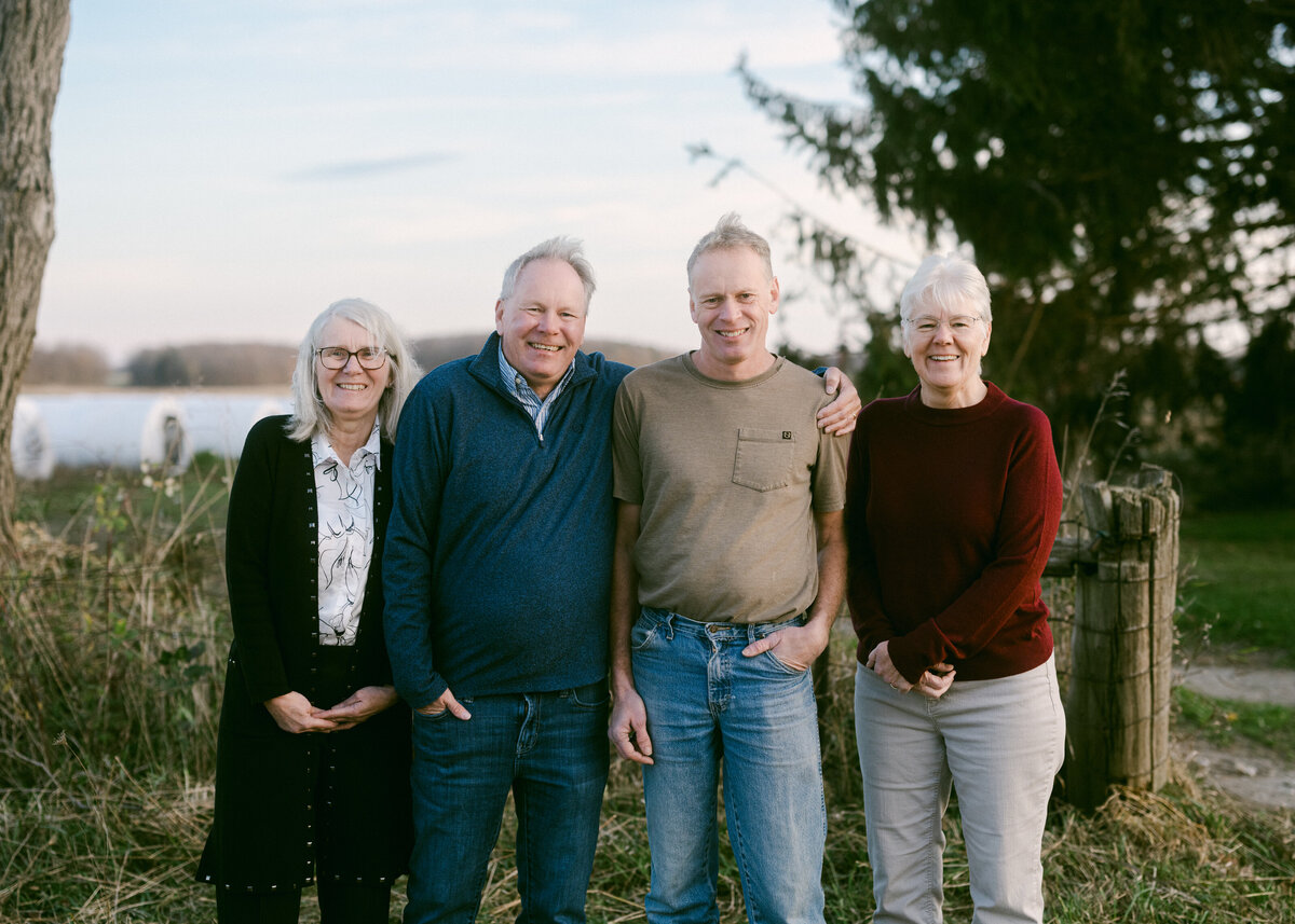 Family_photography_at_the_farm_Ingersoll51