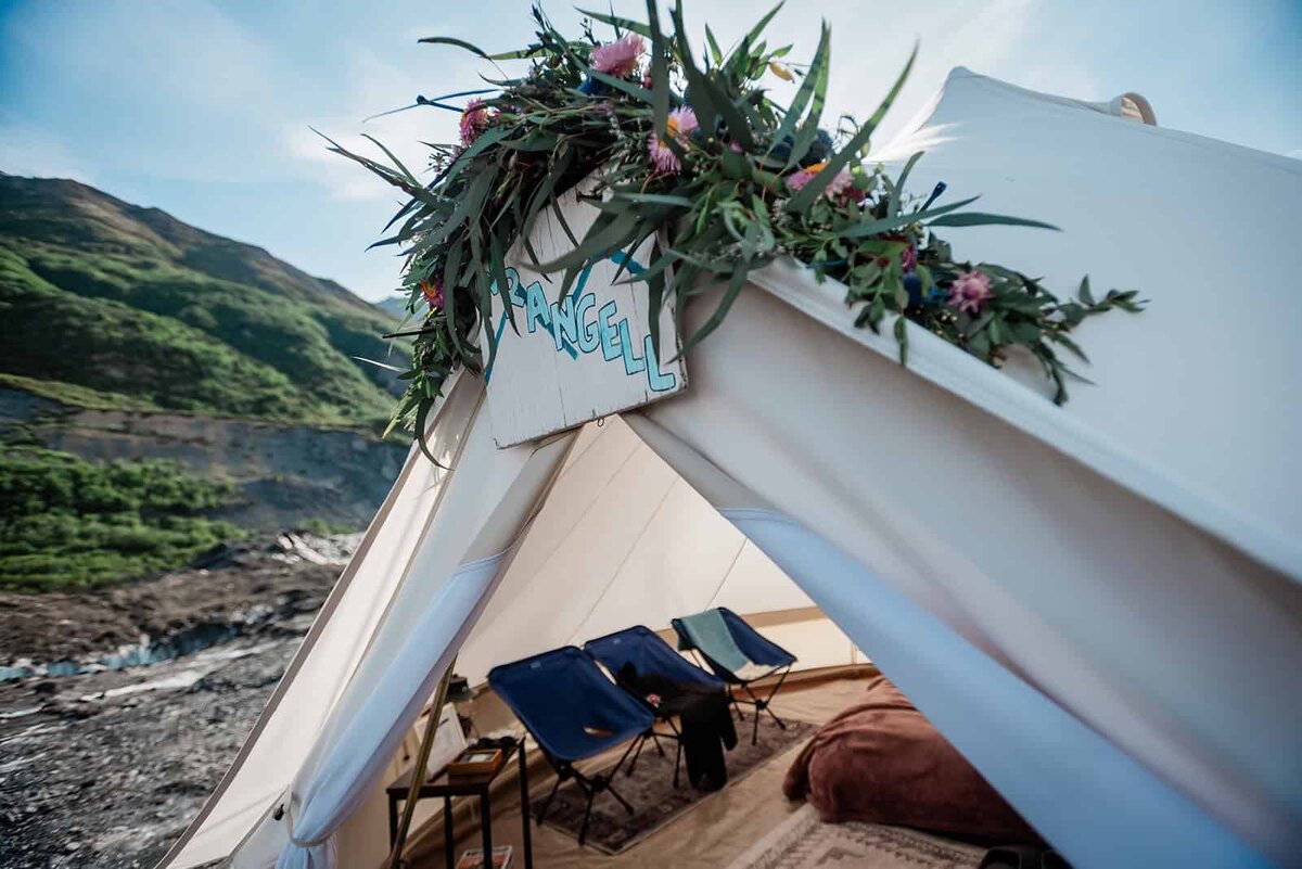 glacier-overnight-wedding-experience-Soul-and-Sky-Weddings