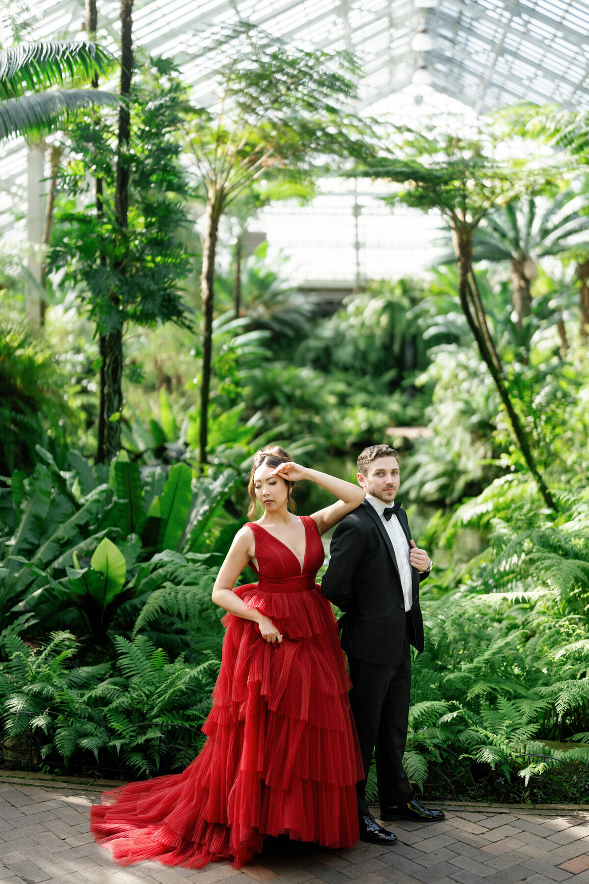 Aspen-Avenue-Chicago-Wedding-Photographer-Grace-and-Ivory-PressRoom-bryjeanartistry-Editorial-tamara-holden-Garfield-Park-Conservatory-ECBG-Cake-FAV-39