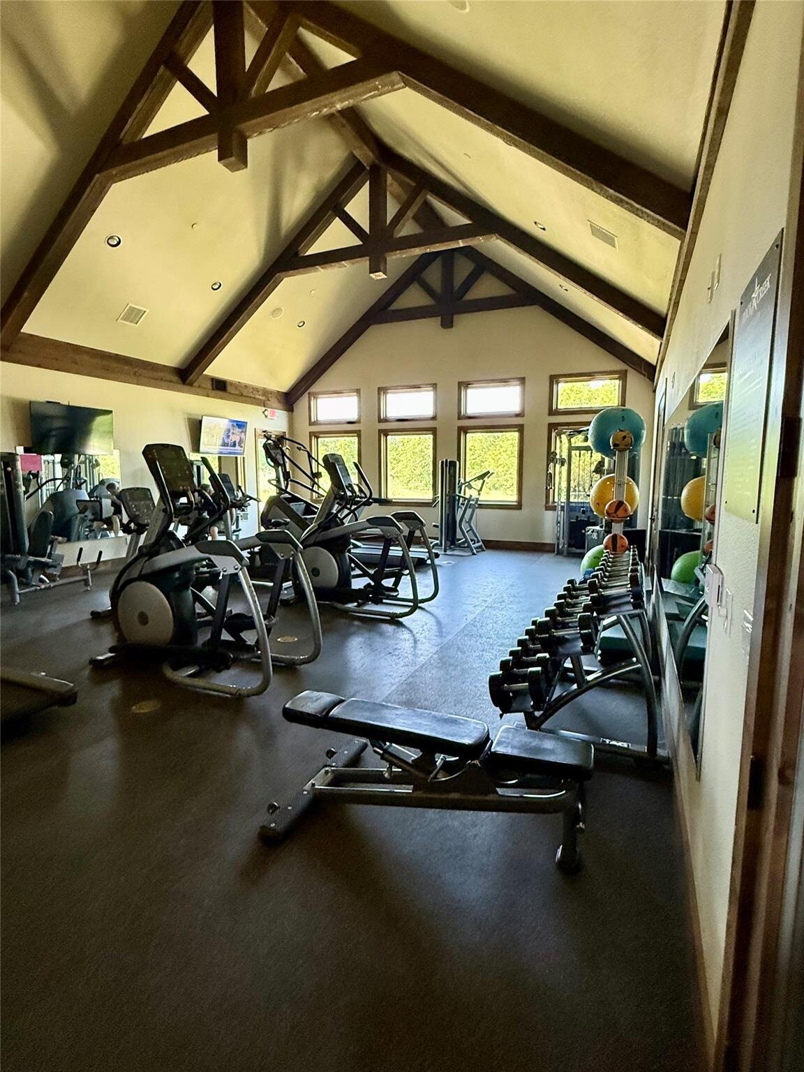 lodge-gym