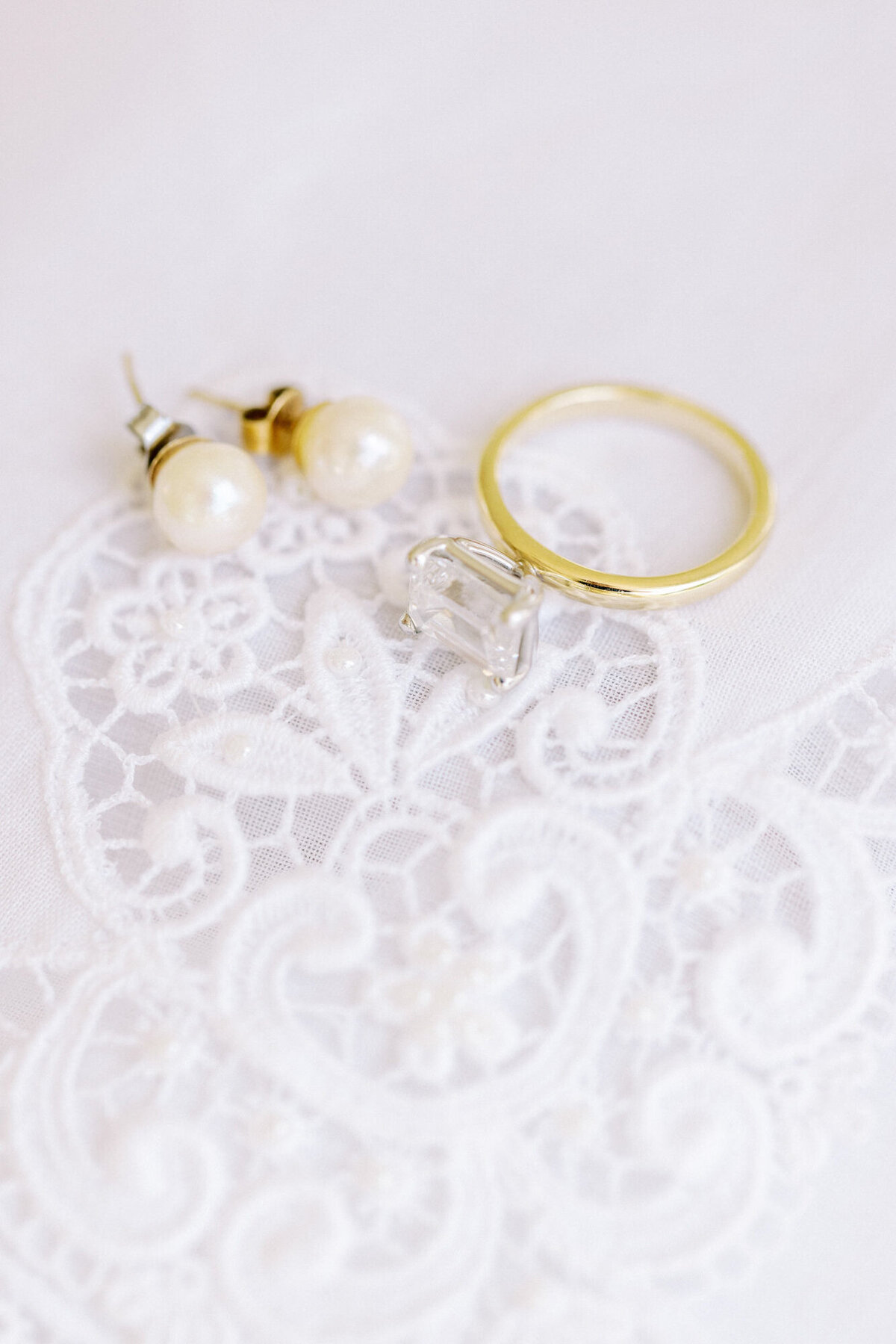 Maïlys Fortune Photography Husband Wife Wedding Weddings Photography France Switzerland Italy Timeless Dreamy Imagery Bilingual French English Destination Weddings Destination Wedding Provence French Riviera Paris Lake Como Tuscany19