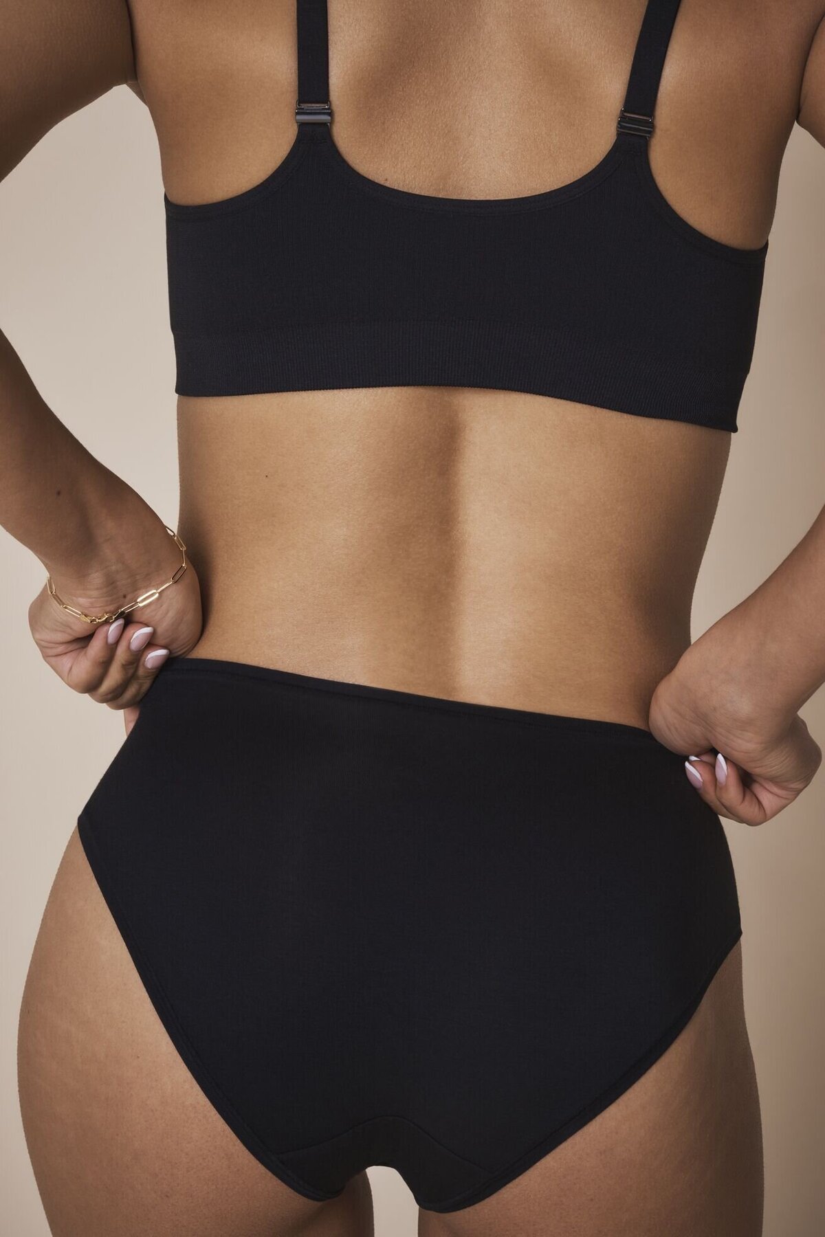 JPG_alt-SP25_Intimates_SuperSoft_W_V4_017