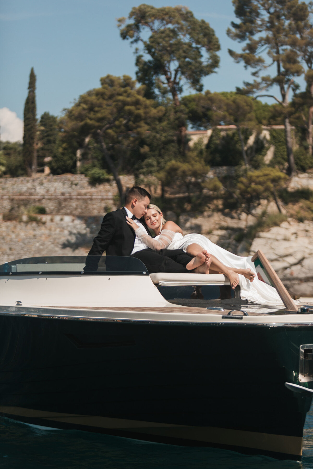Destination elopement photographer and planner.  Specializing in all inclusive elopement packages. 