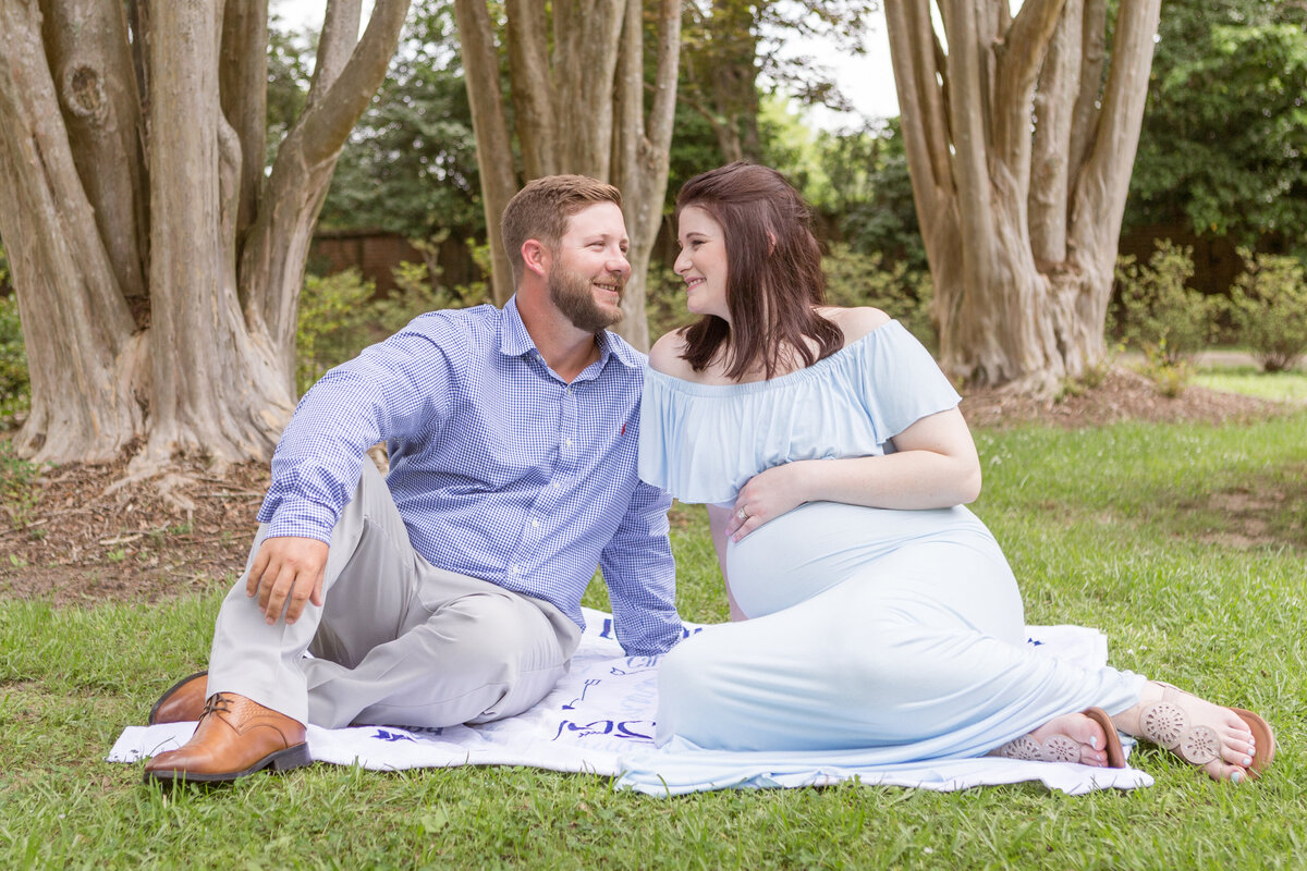 Maternity and family portrait session.