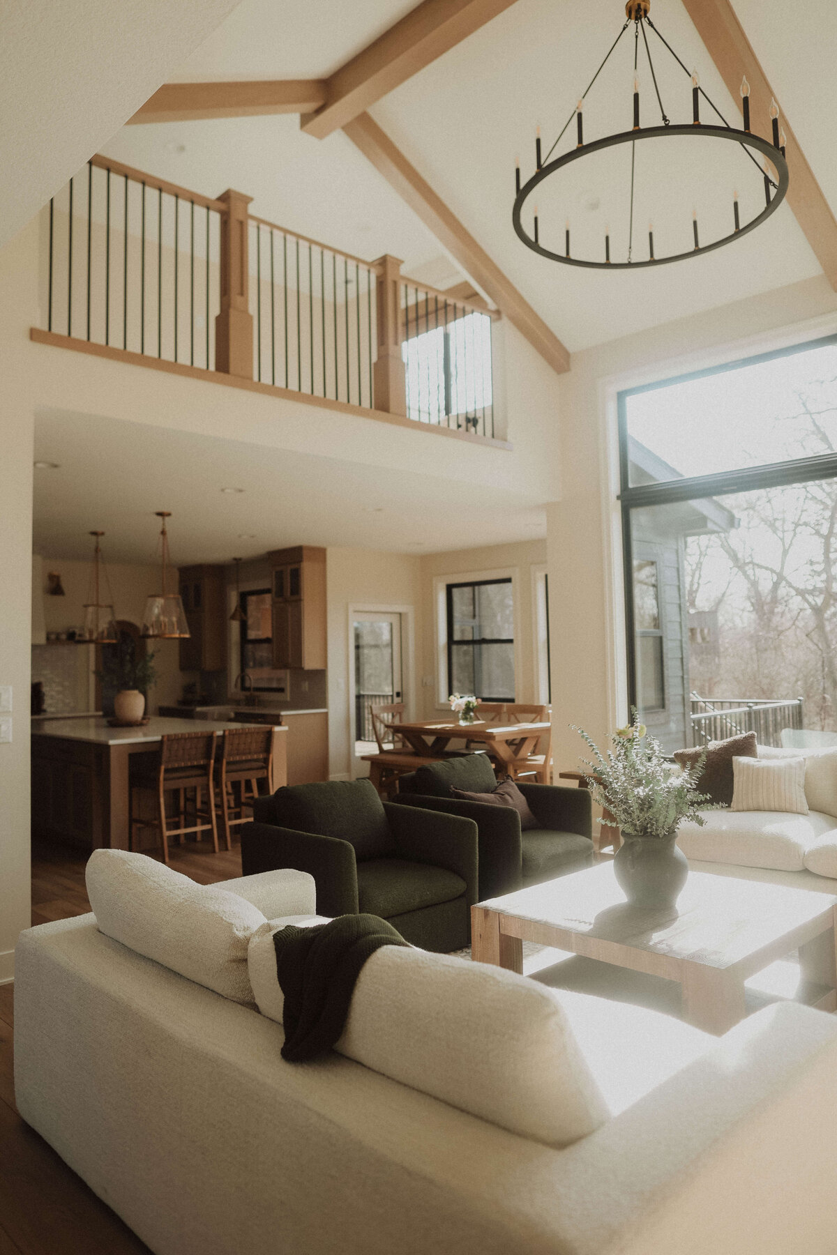 9632-Livingroom-Polk-City-Central-Iowa-Custom-Home-JRL-Builders-3F1A8190