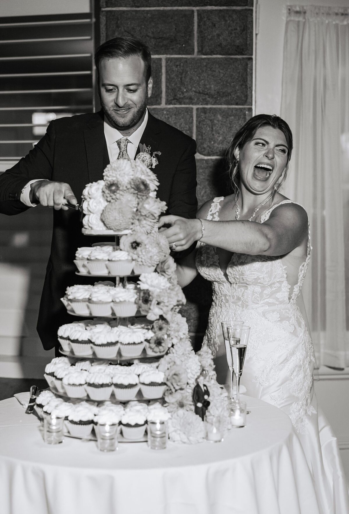 Anna-and-Bosely-New-England-Wedding-36