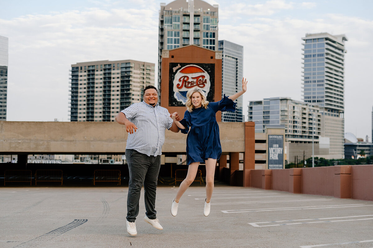 Downtown-Dallas-Engagements-75