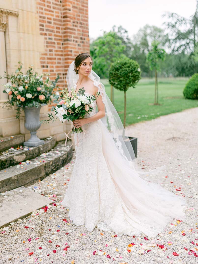 monique-lhuillier-wedding-gown