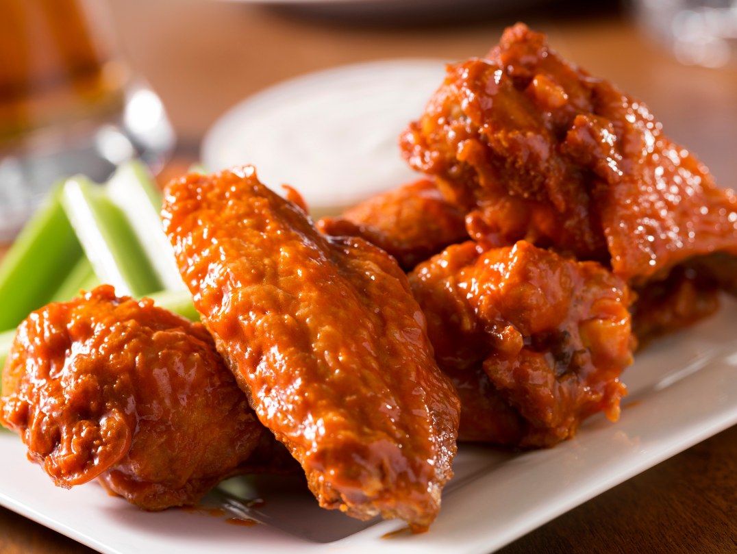 SUNDAY - Hot Wings