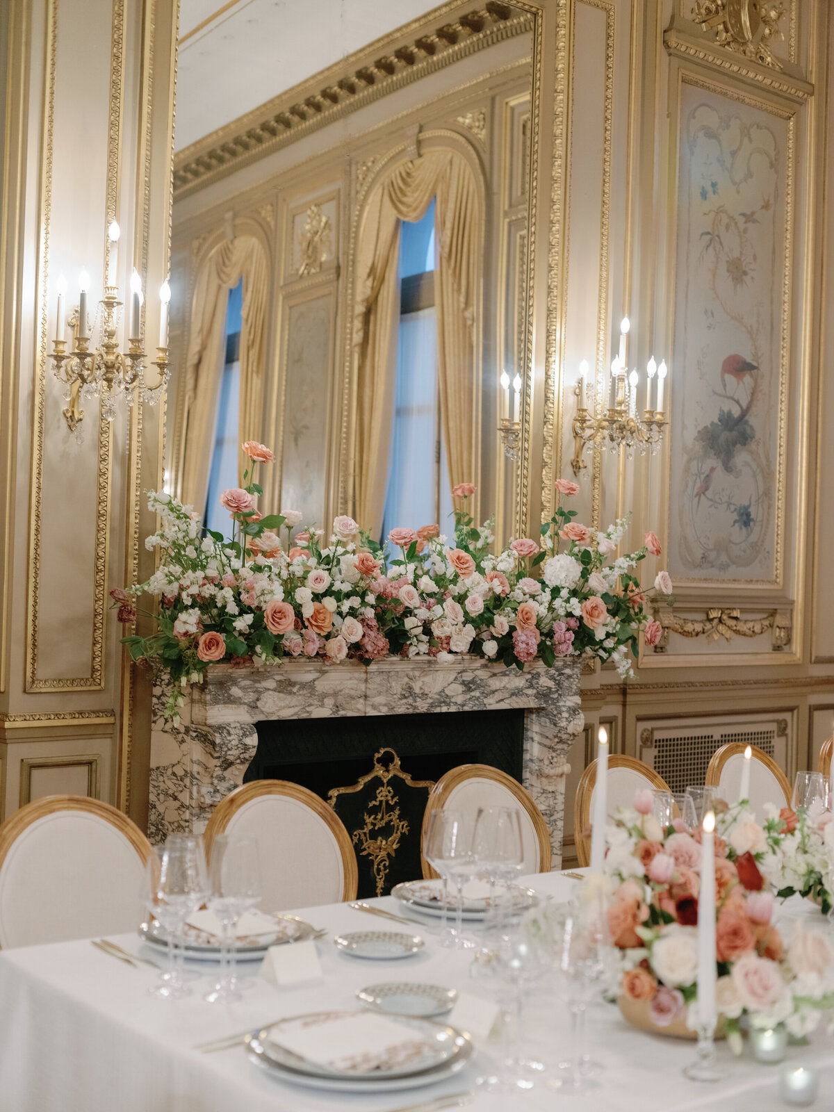 perry-belmont-house-wedding-fall-european-dinner-decor