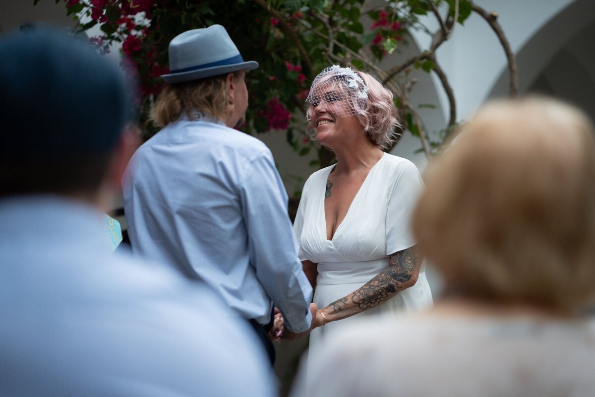 A-beautiful-elopement-ceremony-at-the-Pena-Peck-House-in-Saint-Augustine-showcasing-the-citys-charming-historic-architecture-and-greenery