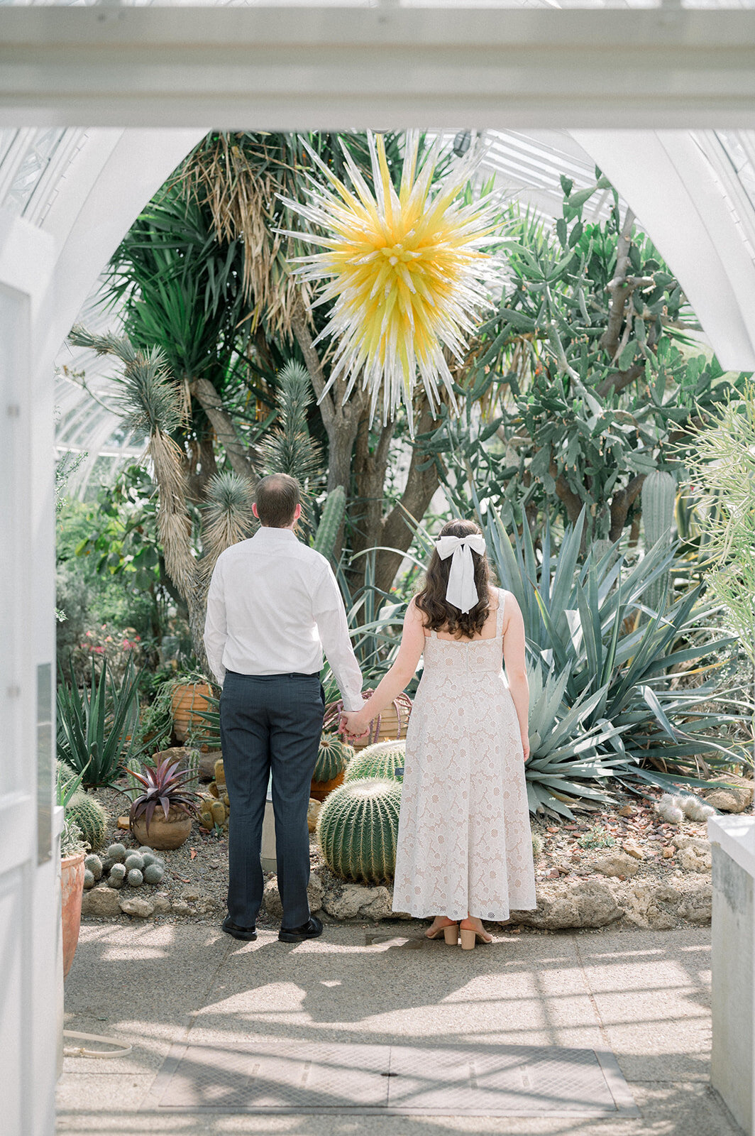 carmen-may-photography-pittsburgh-phipps-conservatory-botanical-garden-engagement-49