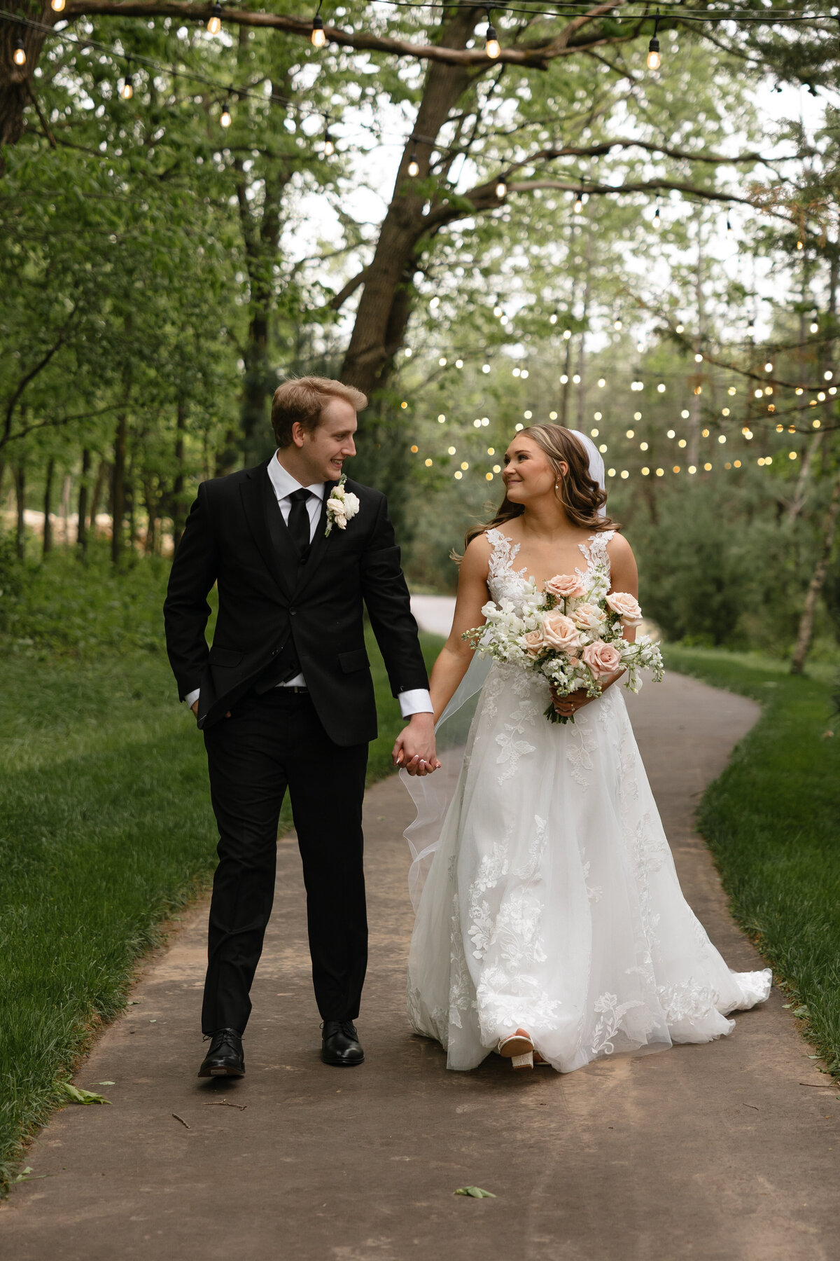 Katelyn and Josiah's Pepin, Wisconsin Wedding Photography-209