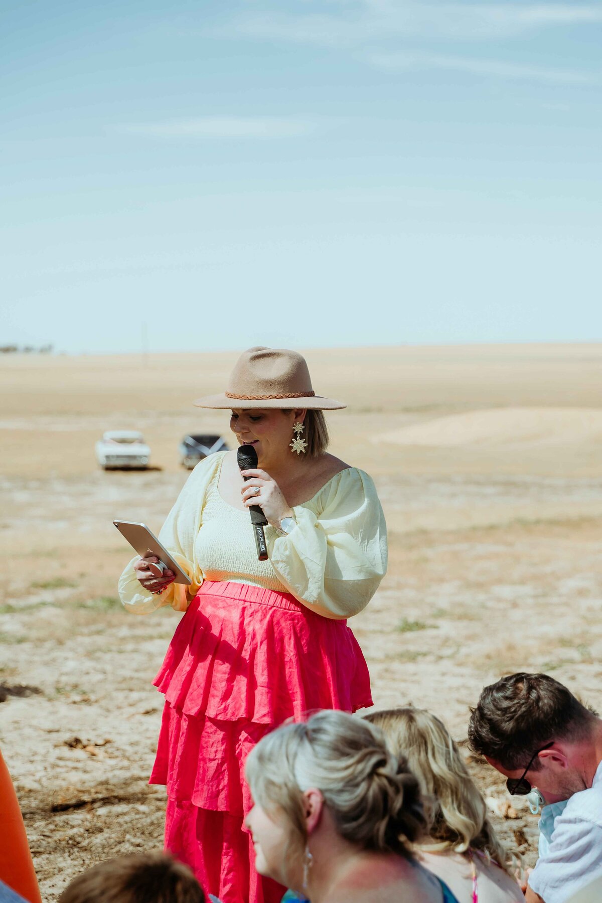 outdoor wedding celebrant