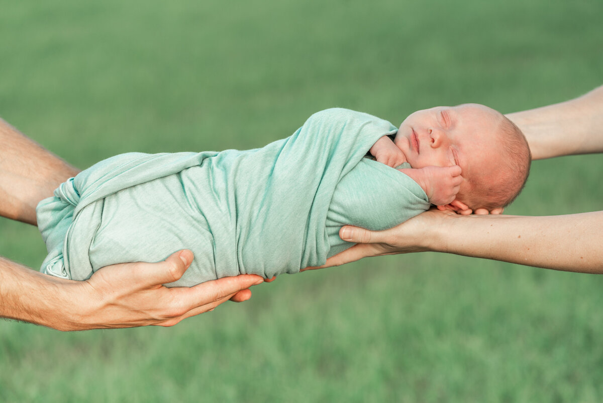 Austin Texas family photo of newborn baby.