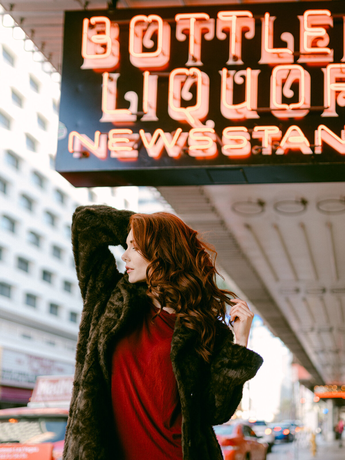 Step into a world of vintage elegance with this breathtaking editorial shoot featuring Evan Keys in Las Vegas. Captured by top luxury photographer Michael Asmussen, this timeless collection blends classic sophistication with cinematic nostalgia, redefining vintage glamour in the heart of the desert.