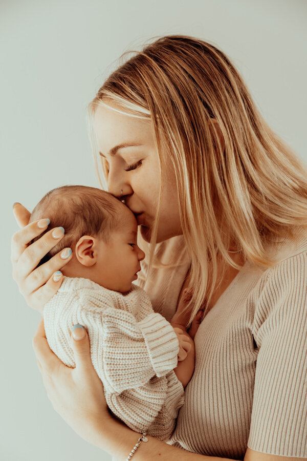 FullBloom_RollensNewborn_-102
