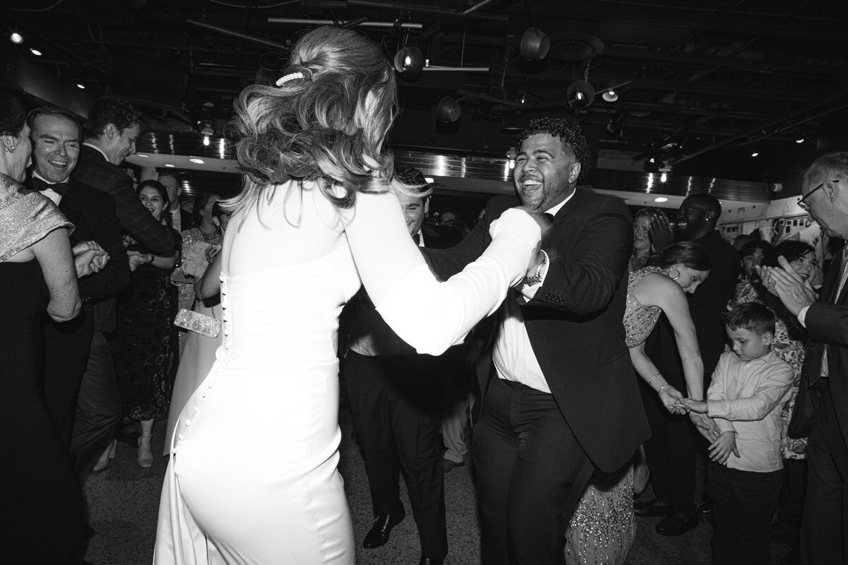 toronto-wedding-photographer-drake-hotel-wedding-078