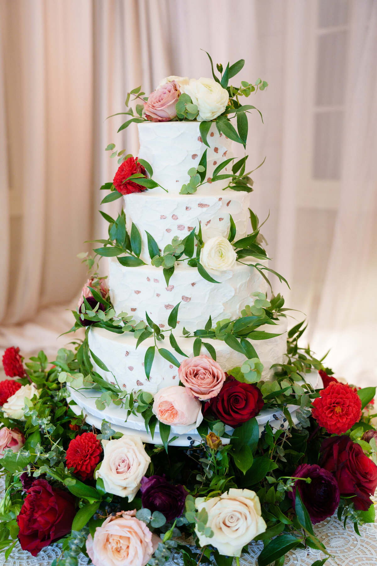 the-finer-things-event-planning-full-wedding-services-columbus-ohio-luxury-cake