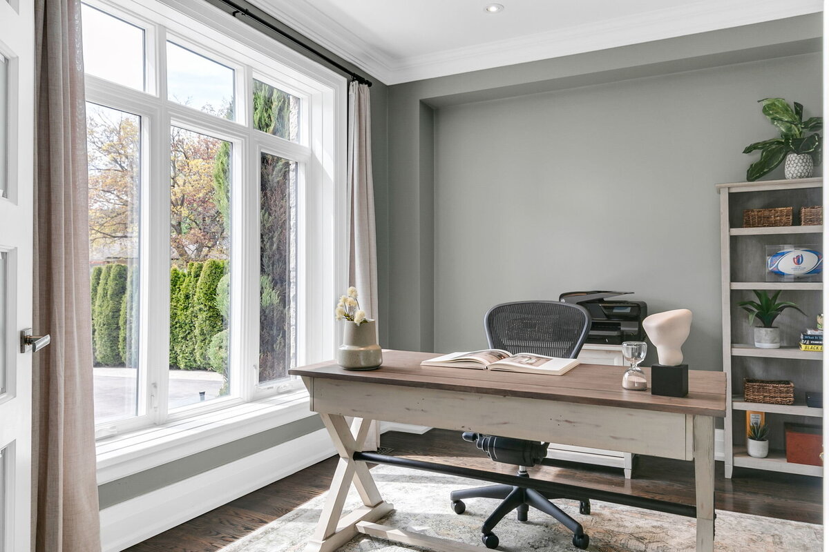 37-web-or-mls-18_002_Office