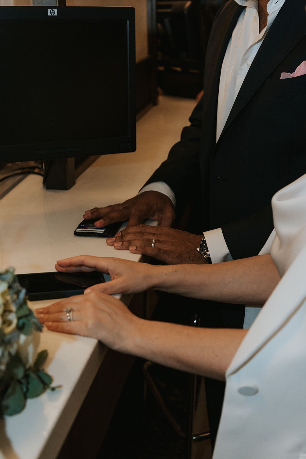 MOLLY-BRENDON-NYC-ELOPEMENT_PHOTOS-BY-MARIA-B-LUNG.109