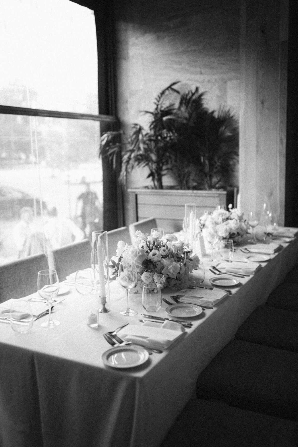 Italian_wedding_at_ristorante_Beatrice_Montreal_Raphaelle_Granger_high_end_wedding_Photographer-94