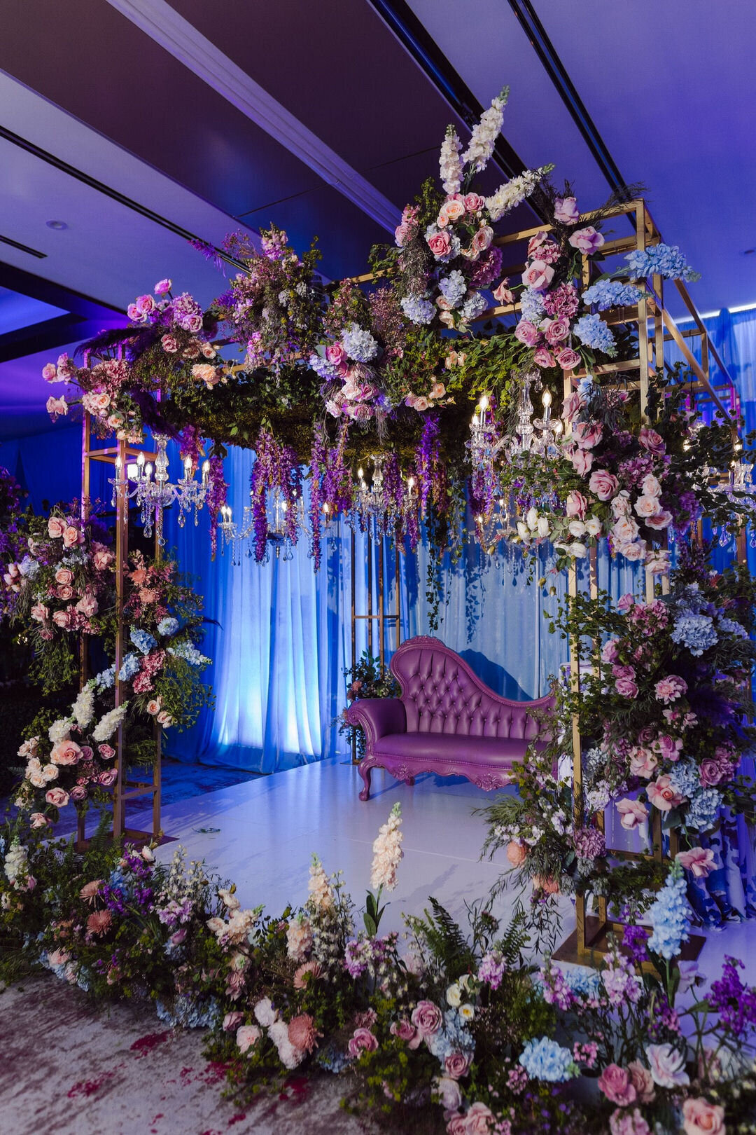 WedLuxe Show 2023 - The Diamond Lounge photographed by Purple Tree Photography 9