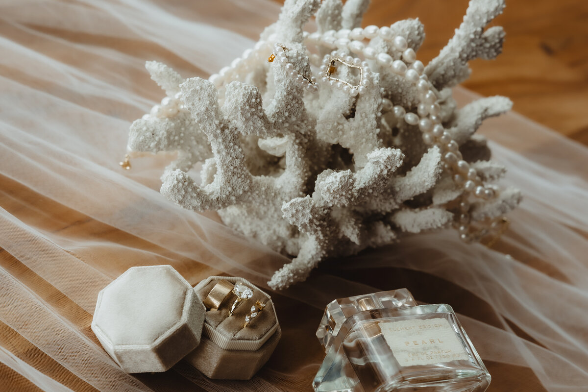 COASTAL CORAL WEDDING DETAILS