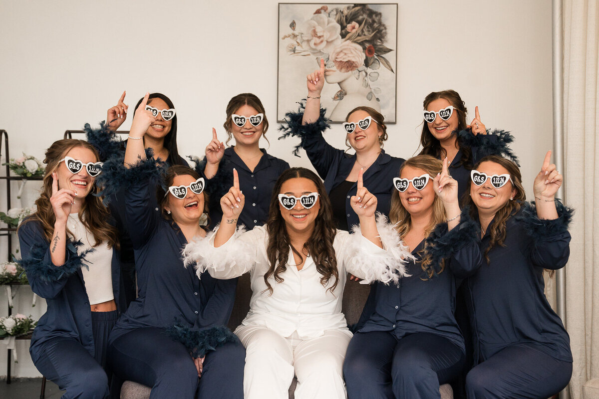 bridal-party-feather-pajamas-getting-ready-1