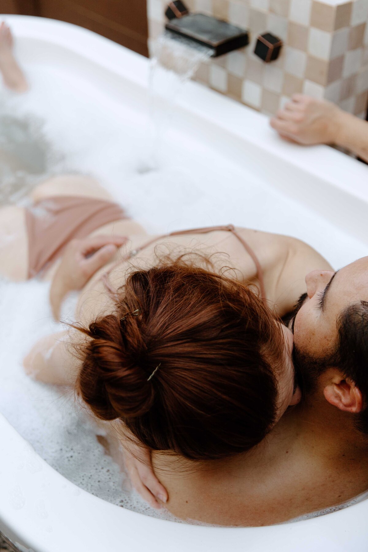 Hot-Tub-Couples-Session_1030