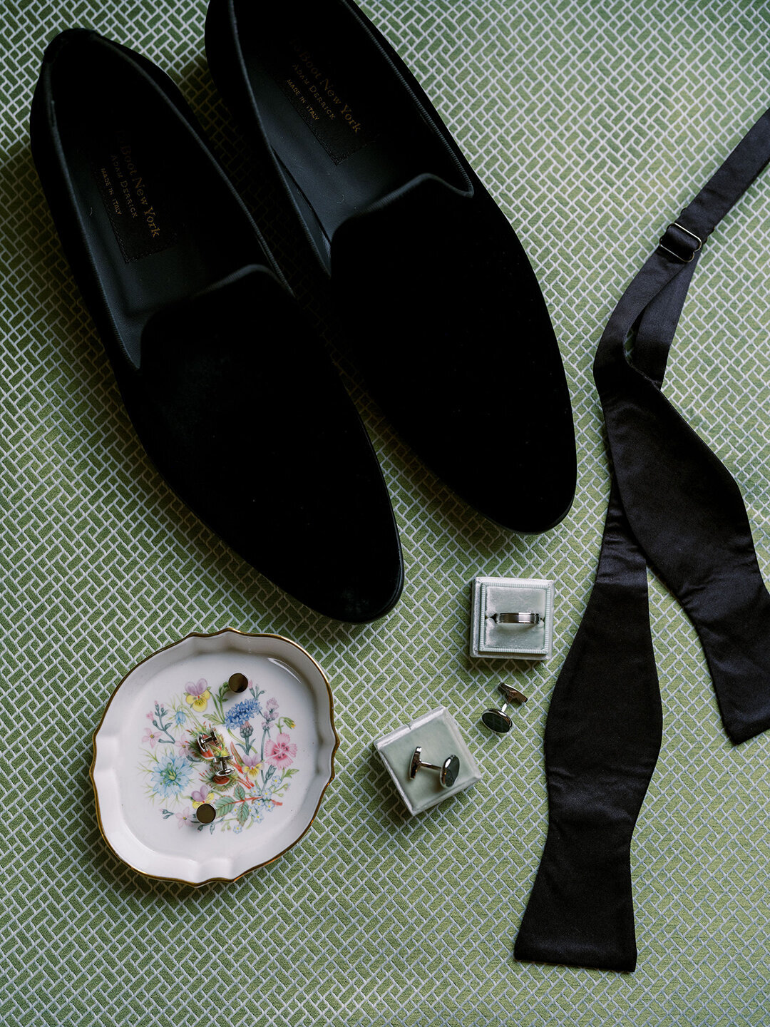 KathleenRob5-3-25GlenstoneGardenVA-VickiGraftonPhotography-148