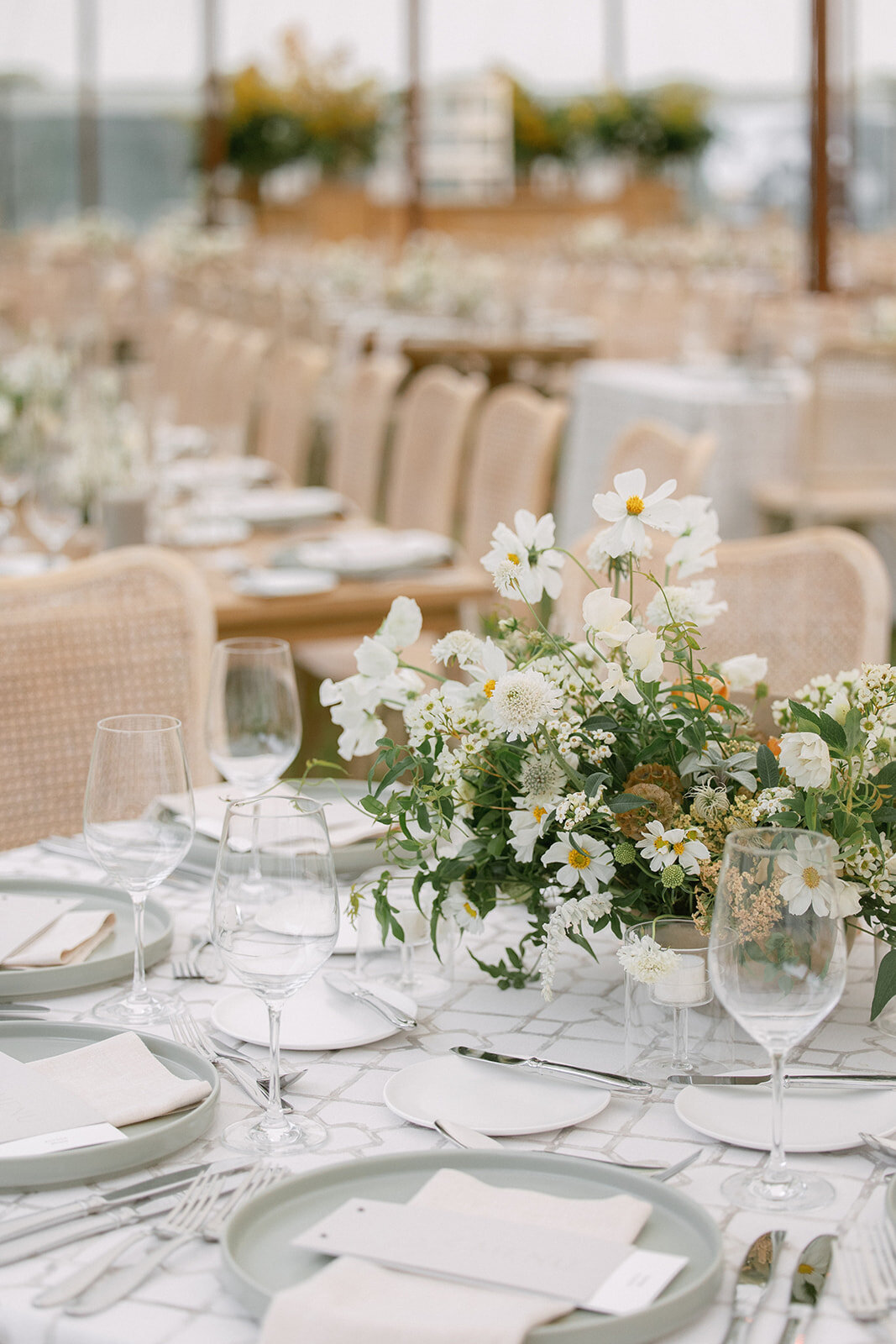 tented-wedding-detailed-touch-events-wedding-planner40