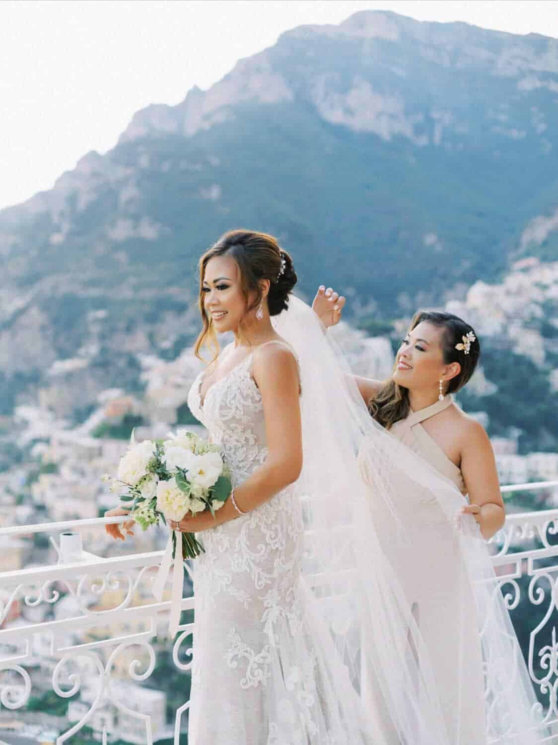 Positano-Wedding-villa-Oliviero-bride-by-Julia-Kaptelova_Photography-237
