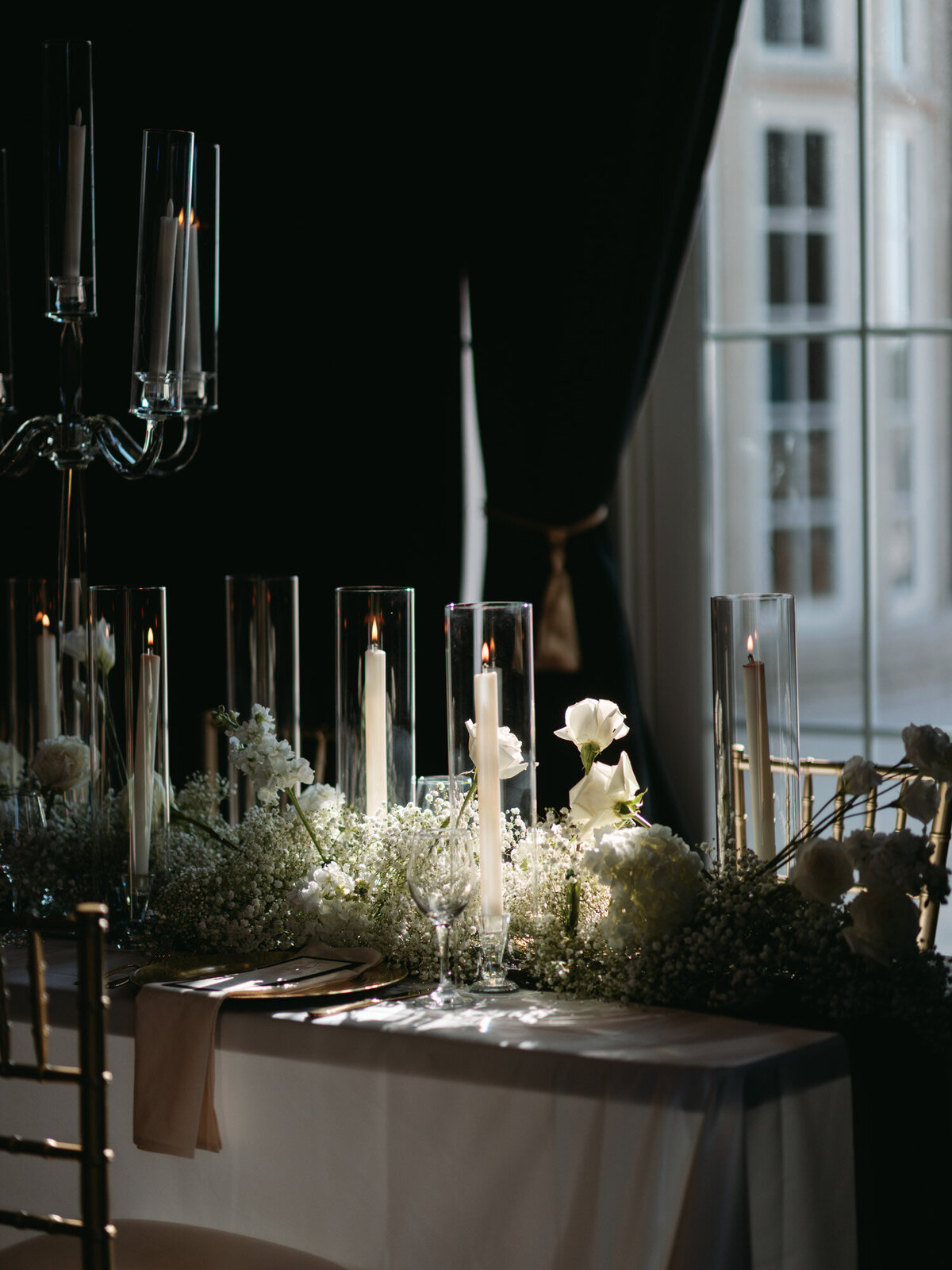 A tabletop candle display at the Olana Wedding Venue