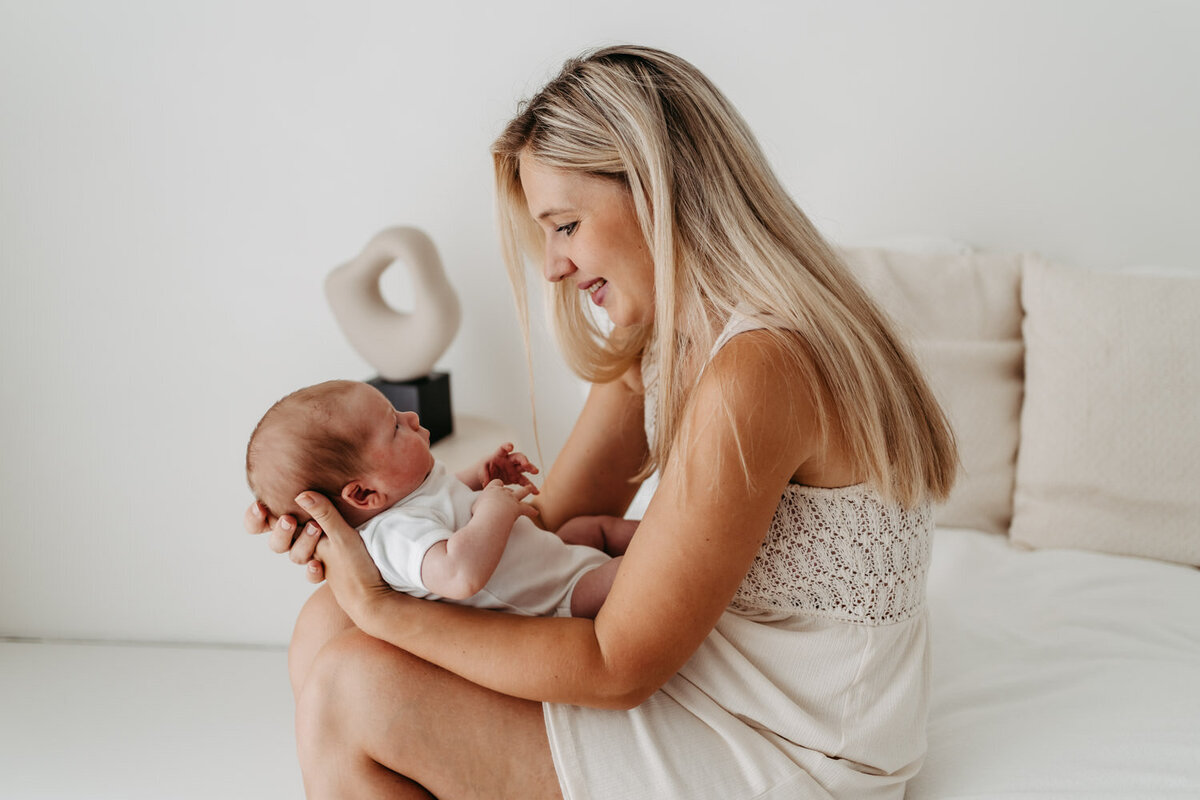 Newborn_Foceni_Praha_Vychod_Karolina_Ticha_fotografka_1500_40