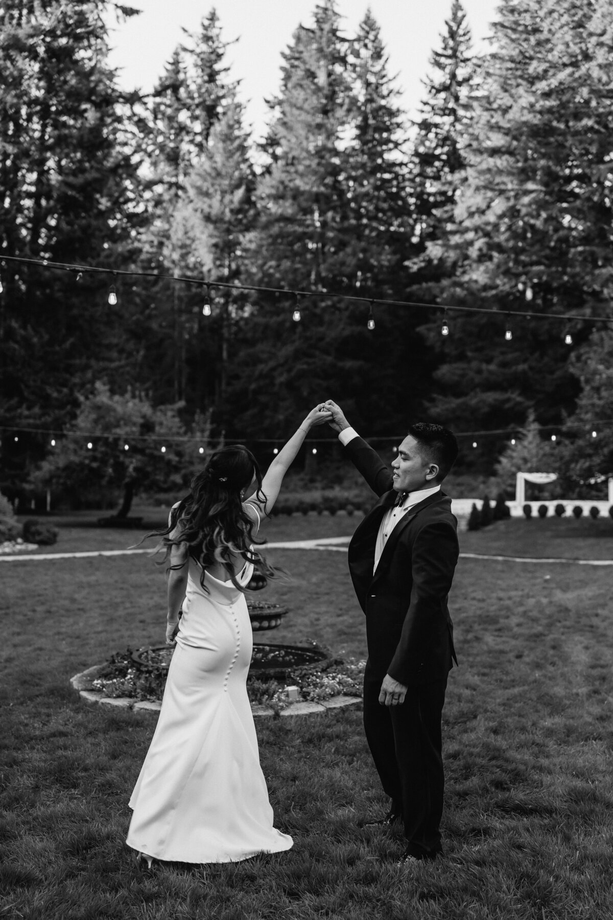 rosa-eric-evergreen-meadows-wedding-1350bw