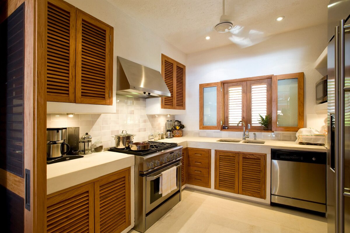03-2-Careyes-Mexico-Properties-Villas-Casita-Carioca-©AHolmes-Kitchen-088