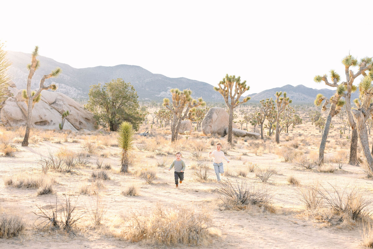 11302024HlaudyFamily-1030