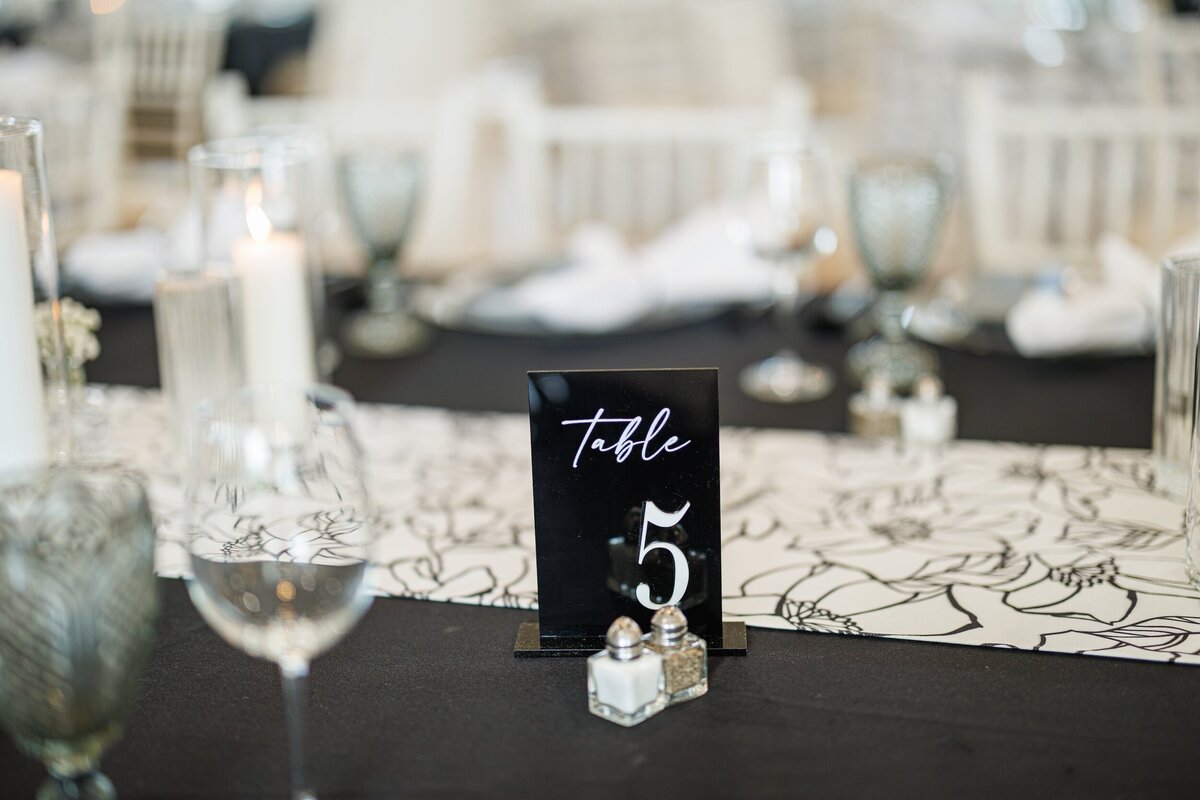 modern-wedding-table-numbers
