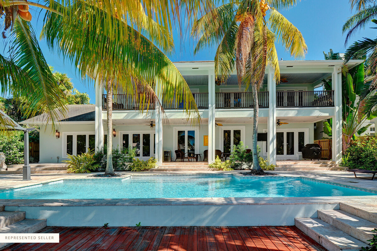 The Elli Group- Cleveland Real Estate Agent - Represented Seller  007