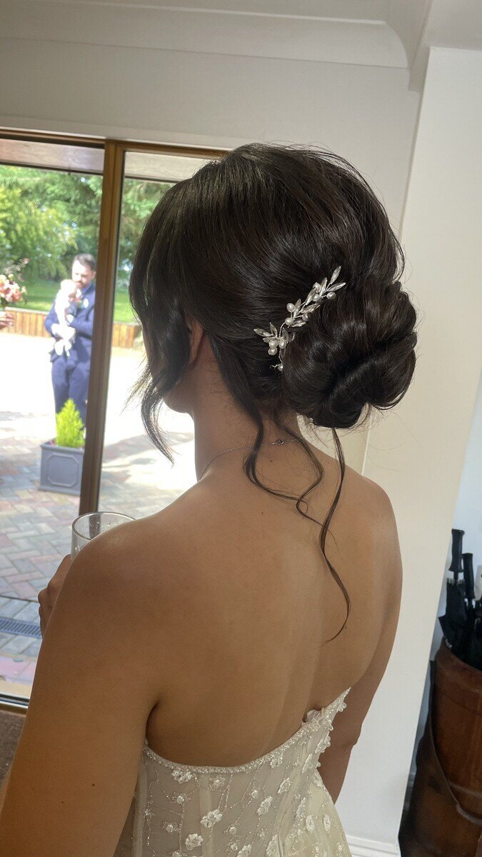 elegant-bridal-hair-berkshire (33)