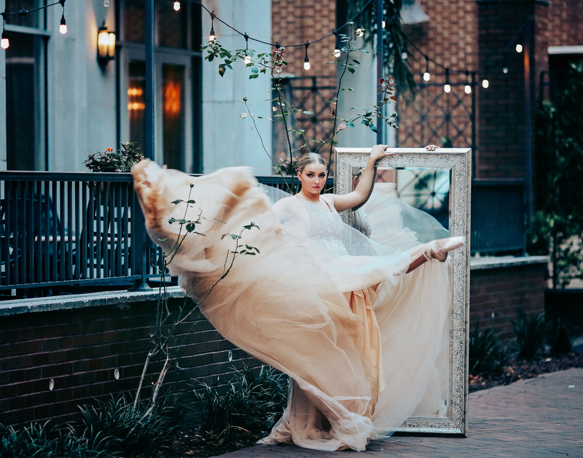 savannah-classy-boudoir-glamour-ballet-portrait-14