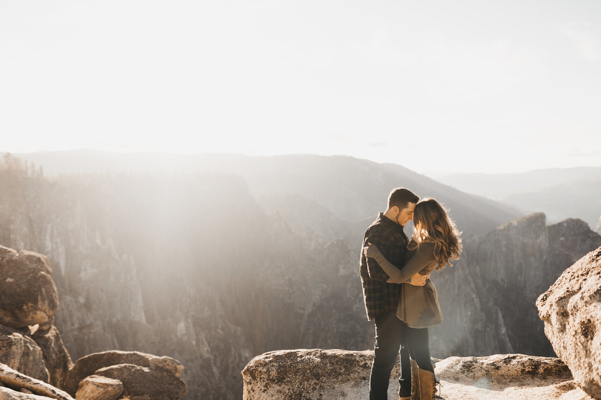athena-and-camron-how-to-elope-in-yosemite-valley-taft-point43