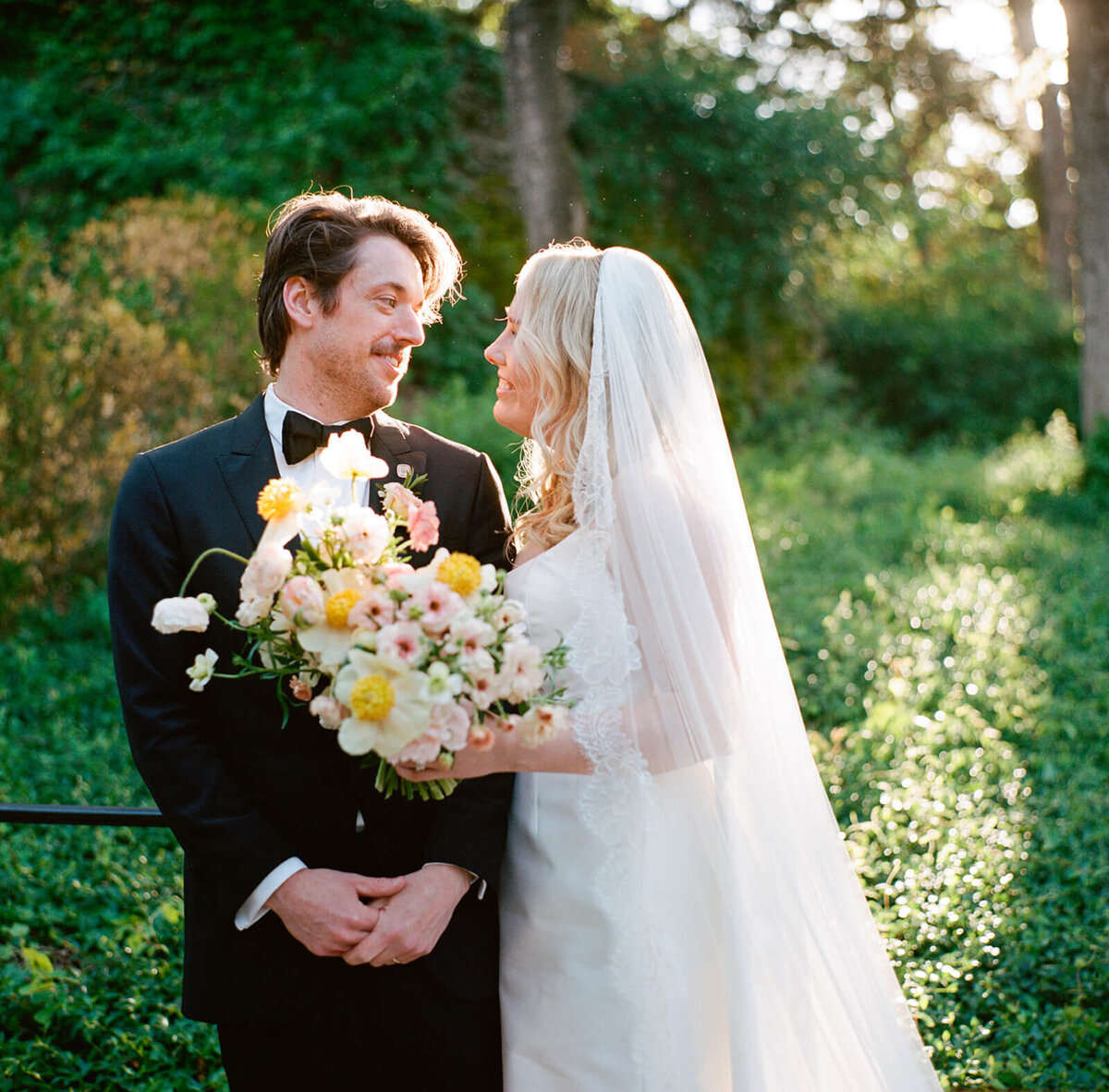 31-pink-garden-wedding-cheekwood-modern-vintage-events